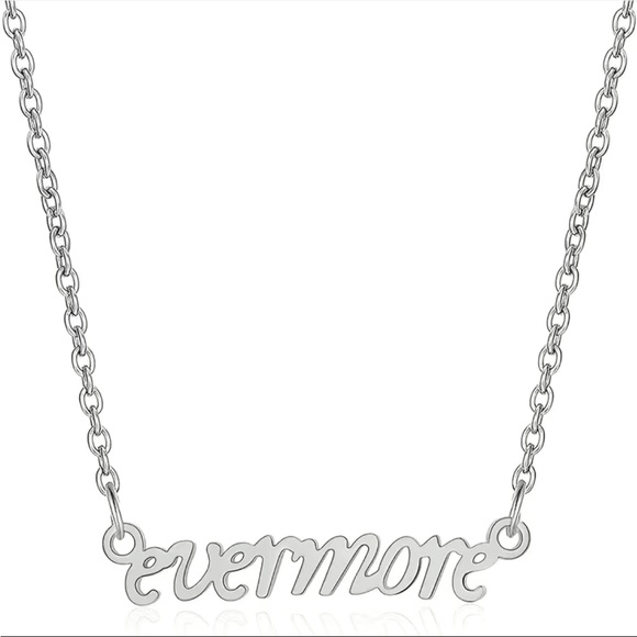 🎵 TAYLOR SWIFT NECKLACES 🎵 - Picture 11 of 16